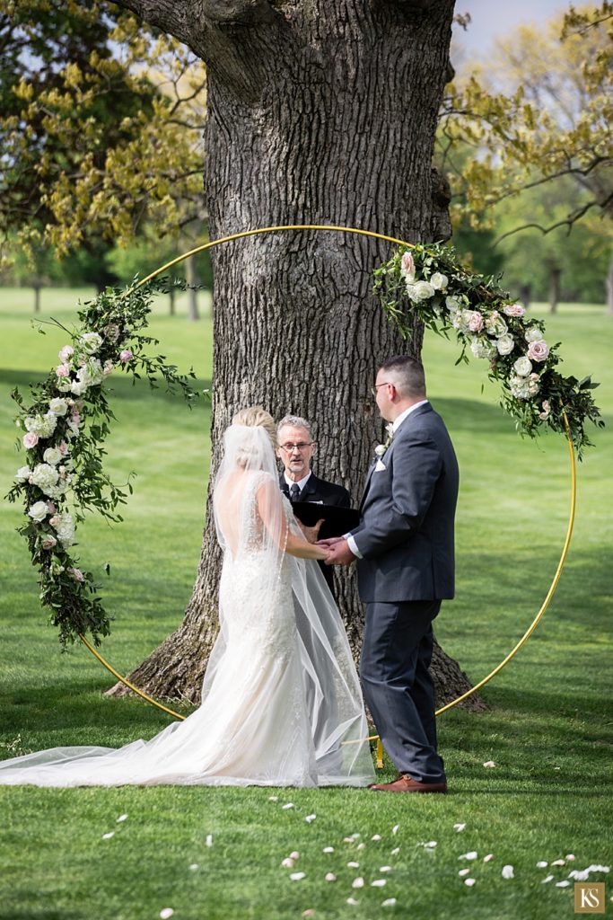 Metal round arch for wedding ceremony