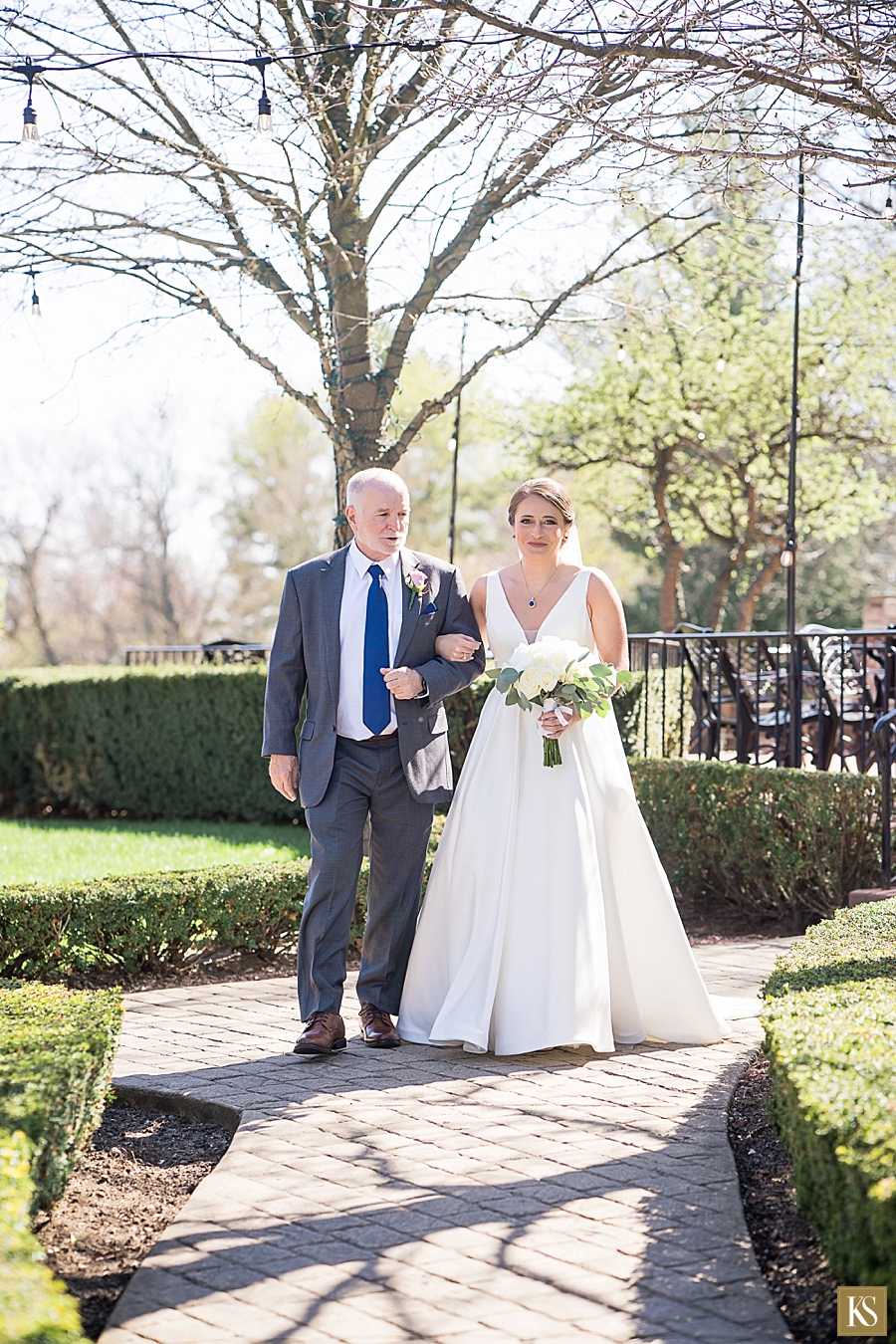 Pine Knob Mansion Bride and father
